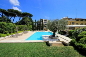Luxury Aurelia Apartment with Swimming Pool